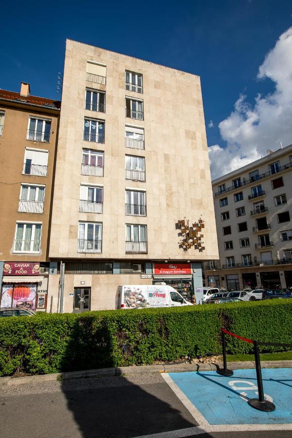 Danube Apartment Budapest Bagian luar foto