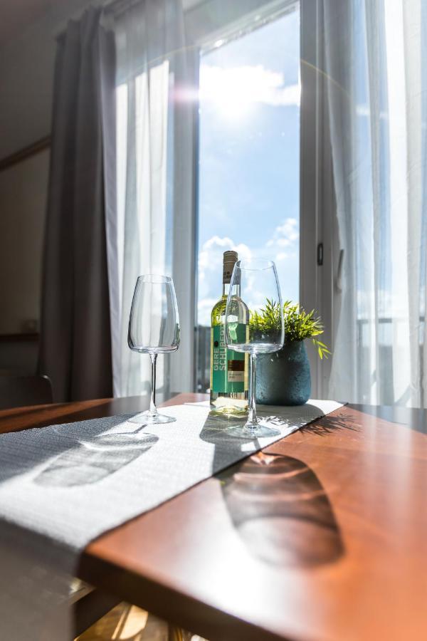 Danube Apartment Budapest Bagian luar foto