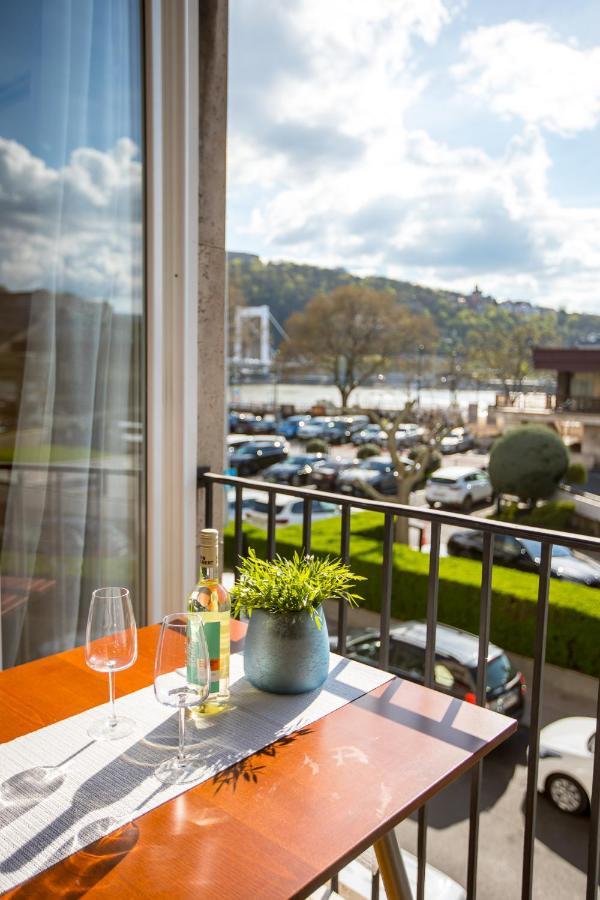 Danube Apartment Budapest Bagian luar foto