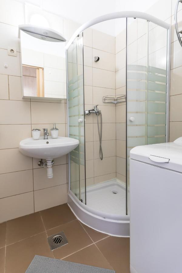 Danube Apartment Budapest Bagian luar foto