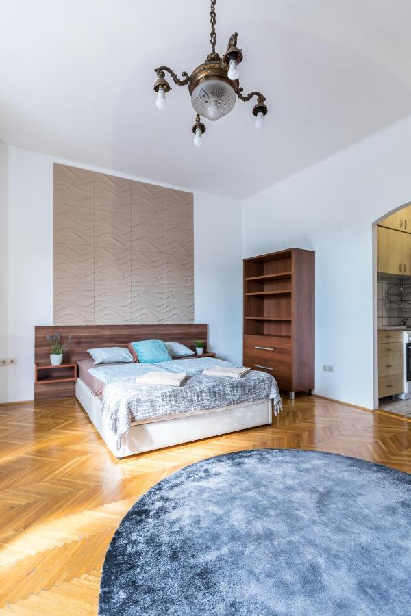 Danube Apartment Budapest Bagian luar foto