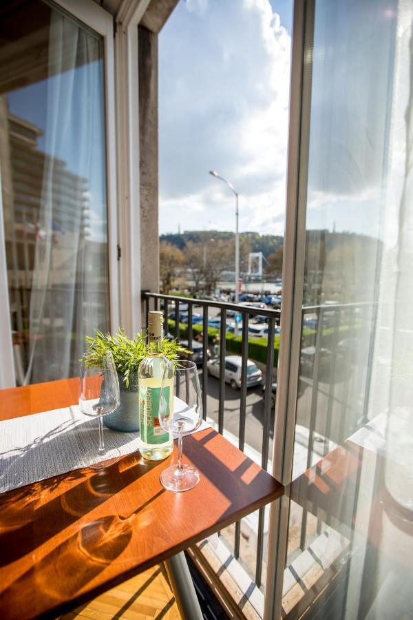Danube Apartment Budapest Bagian luar foto